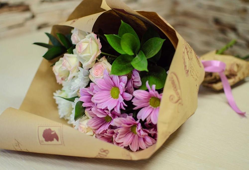 Букет цветов из: Розы и Хризантемы в Тельмане