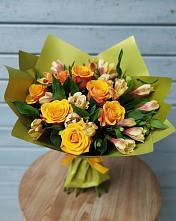 Букет цветов из:  Альстромерии и Розы в Тельмане