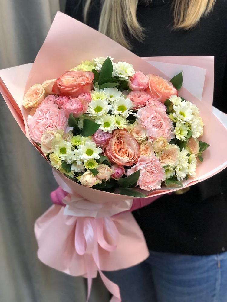 Букет цветов из: Гвоздики, Розы и Хризантемы в Тельмане