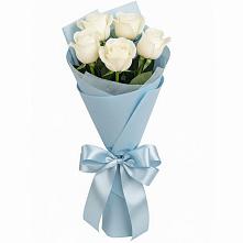 Букет 5 Белых роз Проуд в Тельмане