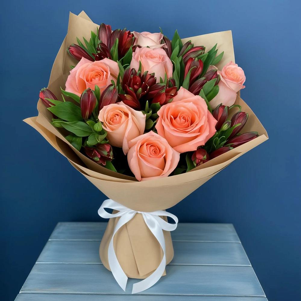 Букет цветов из: Розы и Альстромерии в Тельмане