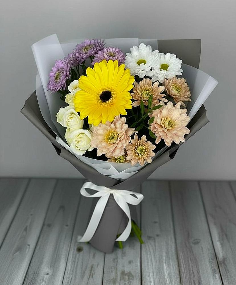 Букет цветов из: Розы, Герберы и Хризантемы в Тельмане