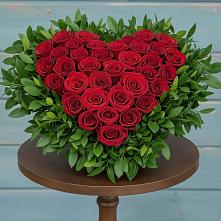 Цветочная композиция из Розы в виде сердца в Тельмане