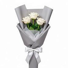 Букет 3 белые розы в Тельмане