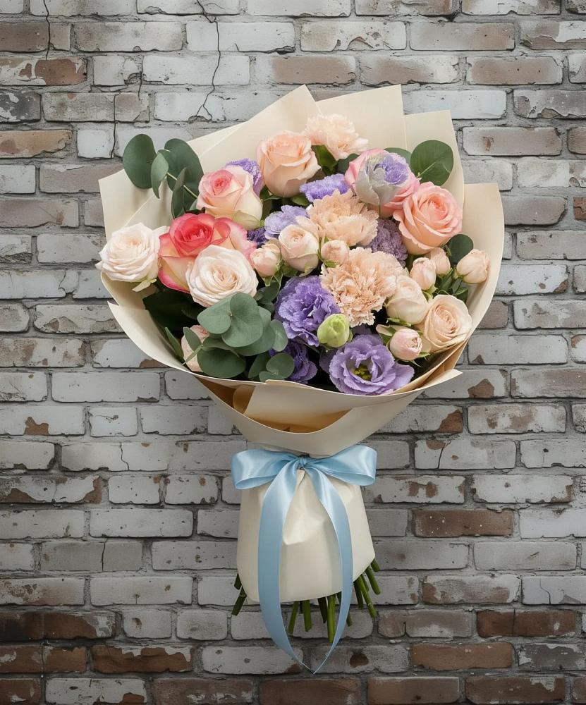 Букет цветов из: Розы, Лизиантусы и Гвоздики в Тельмане