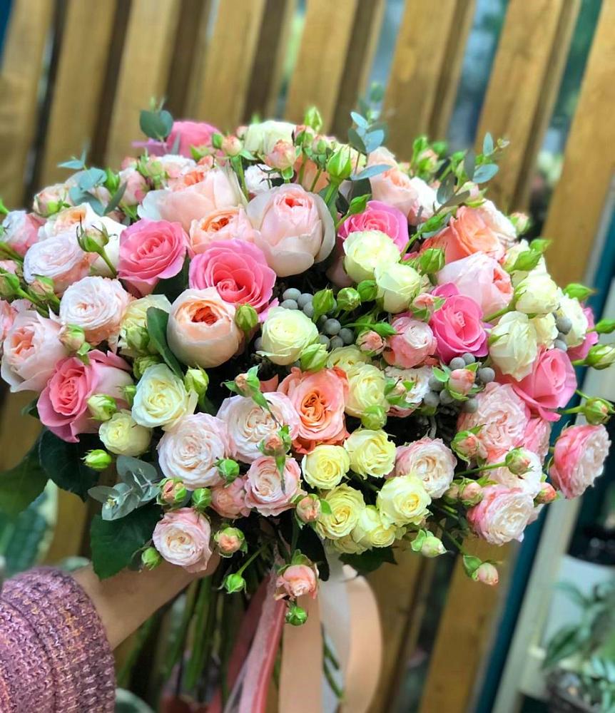 Букет цветов из: Розы в Тельмане