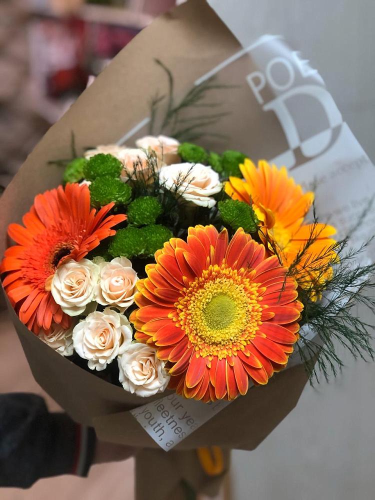 Букет цветов из: Герберы, Хризантемы и Розы в Тельмане